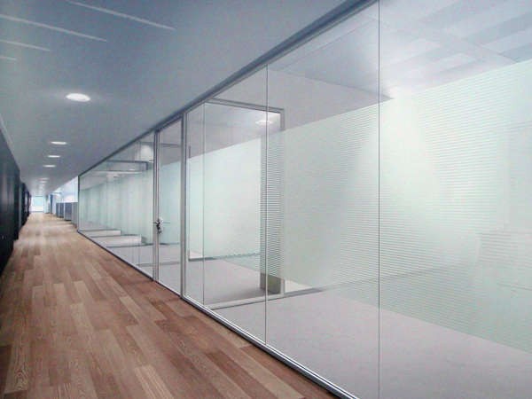 自贡单玻磨砂隔断